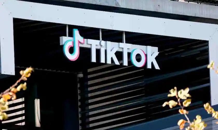 TikTok recibe demandas por dano mental a los jovenes