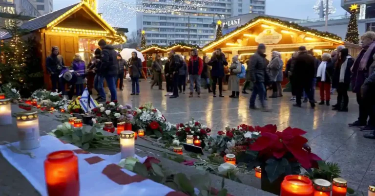 Ataque en mercado navideño alemán 5 muertos y 200 heridos