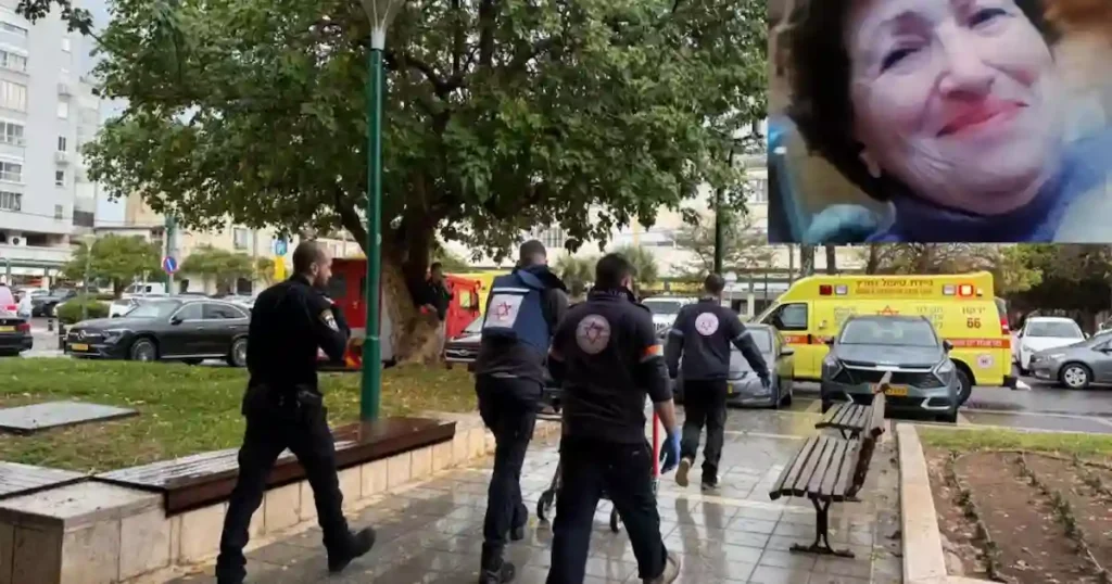 Foto de seguridad trasladando a mujer atacada