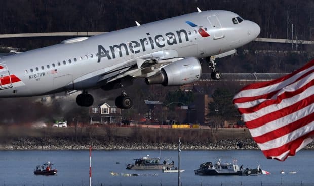 internacional autoridades encuentran cerca de 40 cuerpos tras el accidente aereo en washington