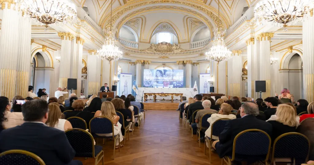 La Alianza Cristiana de Iglesias Evangélicas de la República Argentina (ACIERA), llevó a cabo el lunes 17 del corriente la vigésimo