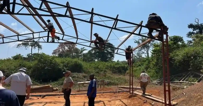 Aldeia remota nos Camarões tem sua primeira Igreja: África