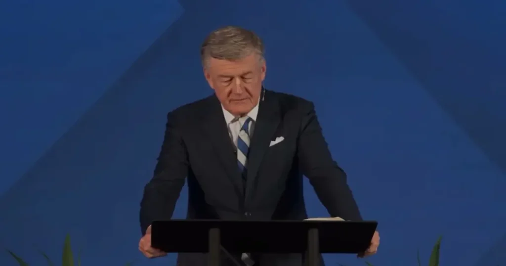 - Steven Lawson, reconocido teólogo y líder de la Trinity Bible Church en Dallas, Texas, ha anunciado su retiro del ministerio