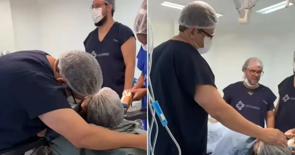 Foto de Médico orando por pacientes