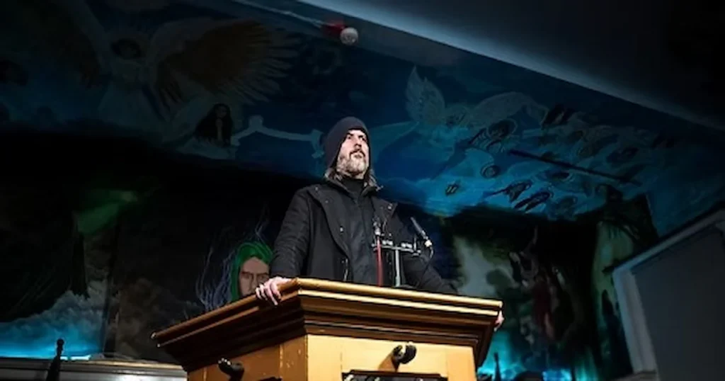 Líder religioso se proclama mesías de todas las religiones