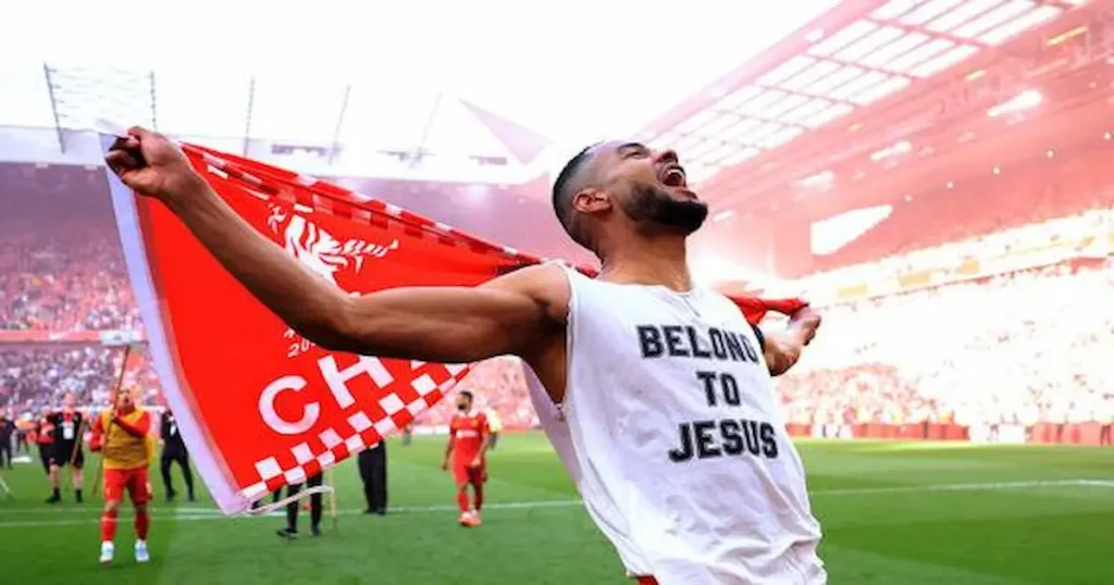 La actriz Kimberly Elise, reconocida por su talento en producciones como The Mandate y The Valiant, ha compartido públicamente su transformación...