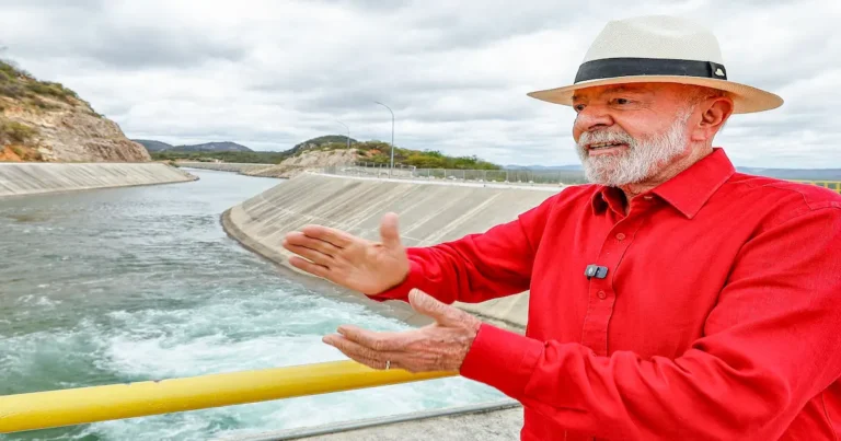 Lula (PT) fez mais uma declaração absurda na última quarta-feira, 28 de maio, durante a cerimônia de entrega