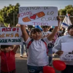Miles marchan Para Jesús por las calles de Tijuana, México