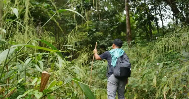 Además del sufrimiento físico, muchos cristianos enfrentan una crisis espiritual. “Me siento impotente. A veces dudamos de la presencia de Dios”, confesó.