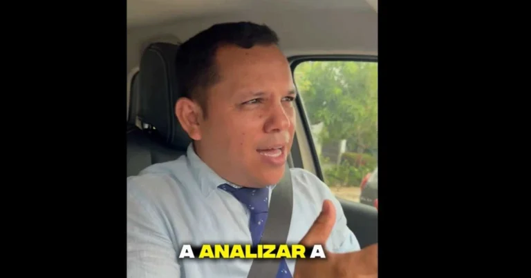 Foto del creador de contenido cristiano Carlos Cabrera