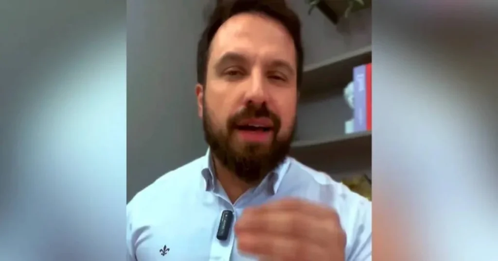 Foto del médico neurologista Denis Birman