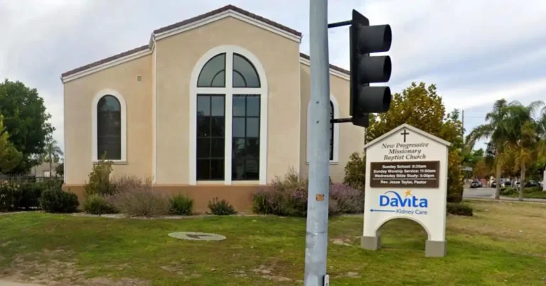 la iglesia bautista donde el pastor robo 200 mil dólares