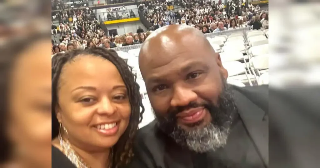 Acusan a pastor de estrangular a su esposa durante discusión