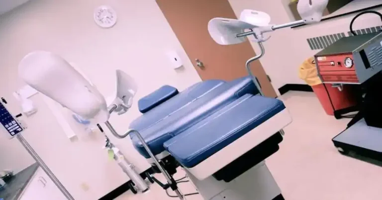 Acusan a personal escolar de pagar abortos a menores