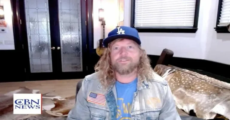 El líder cristiano estadounidense Sean Feucht denunció públicamente lo que describió como una “antigua fortaleza demoníaca” operando en Canadá...