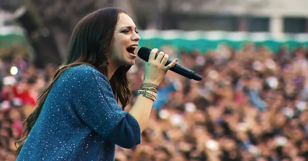 Frases polémicas de Christine D’Clario bajo análisis Vaz