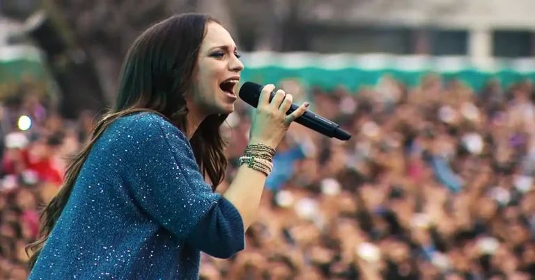 Frases polémicas de Christine D’Clario bajo análisis Vaz