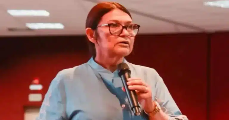 Foto de misionera cristiana