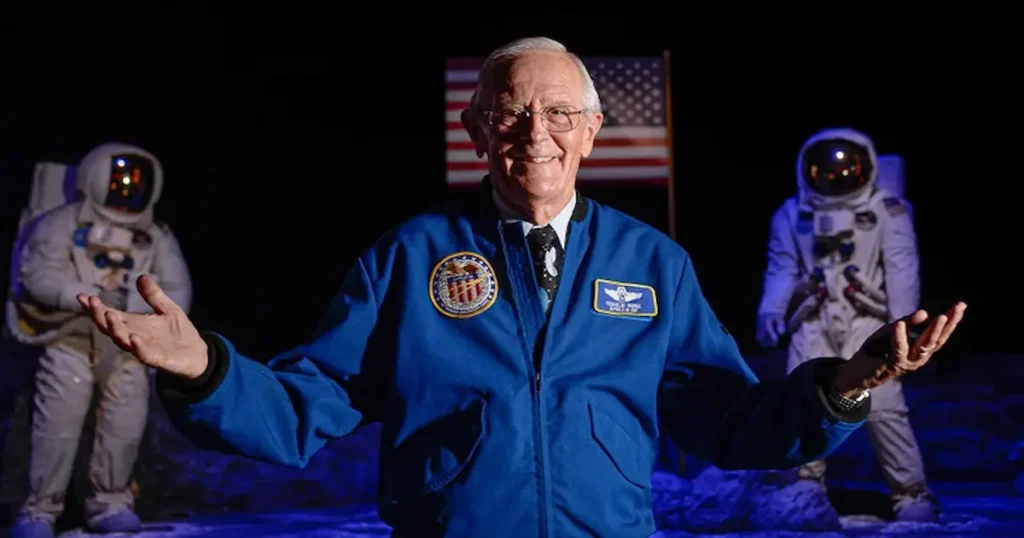 Charlie Duke, exastronauta de la NASA y uno de los 12 hombres que han pisado la Luna, sorprendió con recientes declaraciones