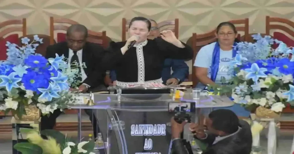 missionária Adriana Melo