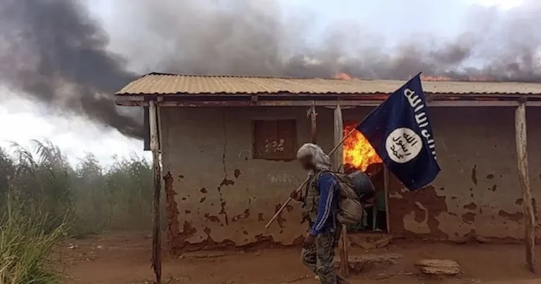 ISIS ejecutó a 30 cristianos Mozambique