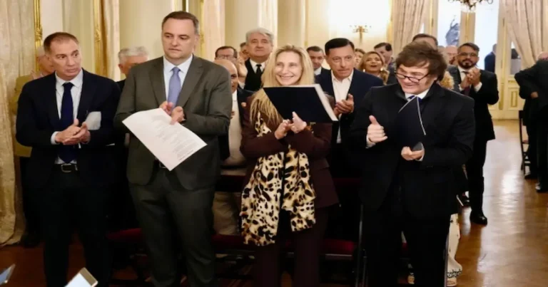 Por primera vez en la historia reciente de Argentina, representantes de iglesias evangélicas se reunieron en la Casa Rosada para un acto de oración