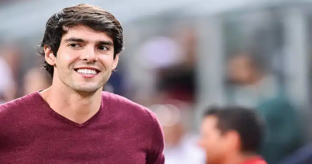 La estrella mundial del fútbol Kaká ofreció un emotivo testimonio sobre cómo la presencia de Dios ha sido decisiva en los momentos más difíciles de su vida...