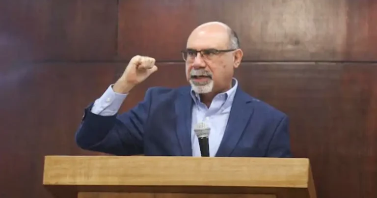 Sugel Michelén La iglesia que tiene pastora no tiene pastor