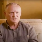 En entrevista con el podcast No Longer Nomads, McKinsey relató un momento extraordinario previo a la cirugía: "Antes de que me pusieran la máscara, miré a mi derecha y Jesús