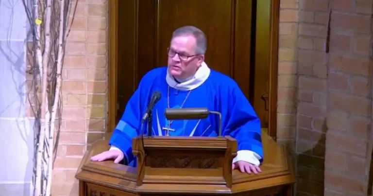 Pastor critica a Juan Bautista por ser violento