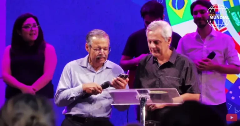 El pastor invitado, Ernesto Silva, afirmó ante la congregación que los cristianos podrían recurrir a la Inteligencia