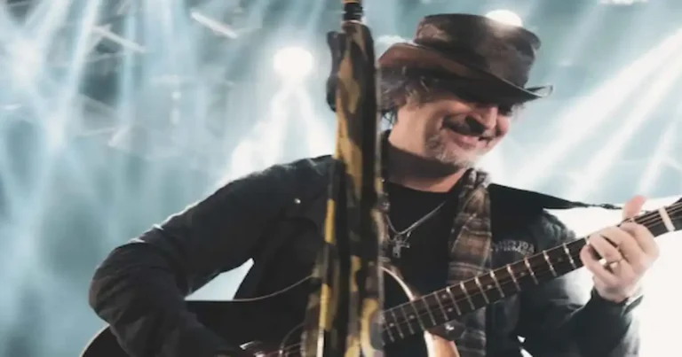 El cantante PG, exvocalista de la reconocida banda brasileña Oficina G3, encendió el debate en el mundo cristiano al criticar duramente