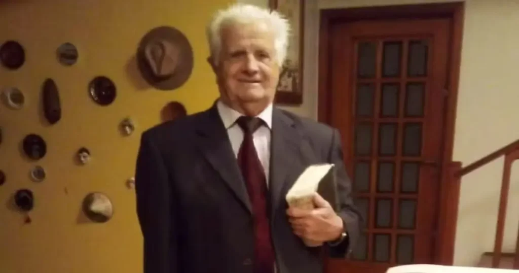 João Batista Pinheiro, un brasileño de 84 años, afirma haber leído la Biblia completa en 94 ocasiones a lo largo de su vida,