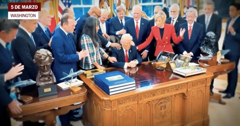 Evangéicos orando por Trump en la Casa Blanca el 5 de marzo 2026