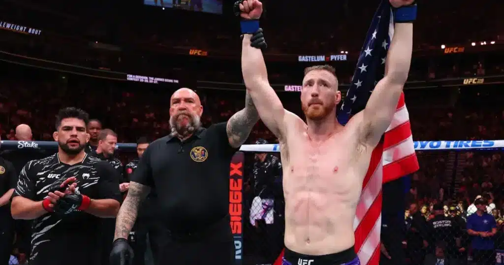 Eso fue lo que ocurrió el pasado 28 de marzo en Seattle, Estados Unidos, cuando el luchador estadounidense Joe Pyfer sorprendió al público tras una contundente victoria en la Ultimate Fighting Championship.