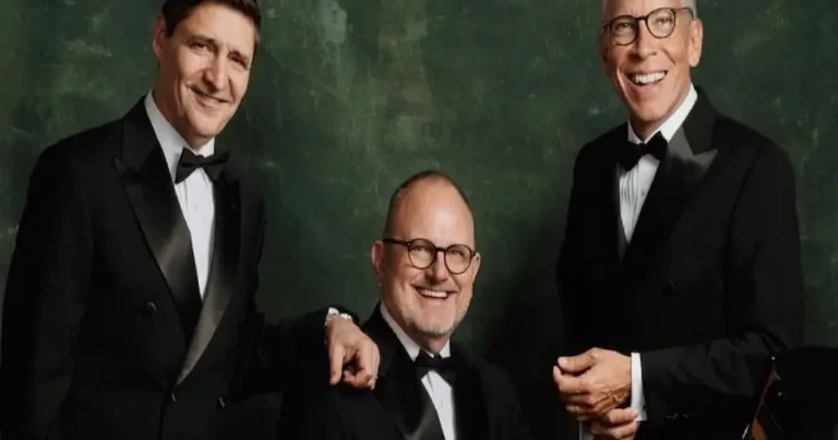 Tres de las voces más influyentes de la música cristiana en español —Marcos Witt, Marcos Vidal y Marco Barrientos— han unido sus trayectorias