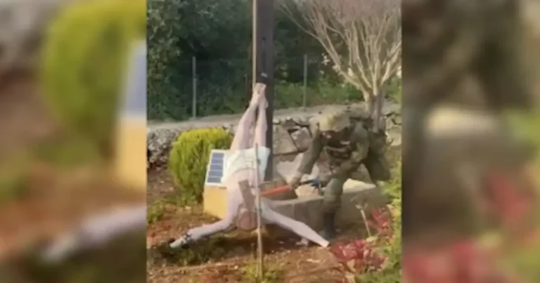 Las Fuerzas de Defensa de Israel (FDI) confirmaron un incidente ocurrido en una aldea cristiana del sur del Líbano, donde un soldado fue grabado