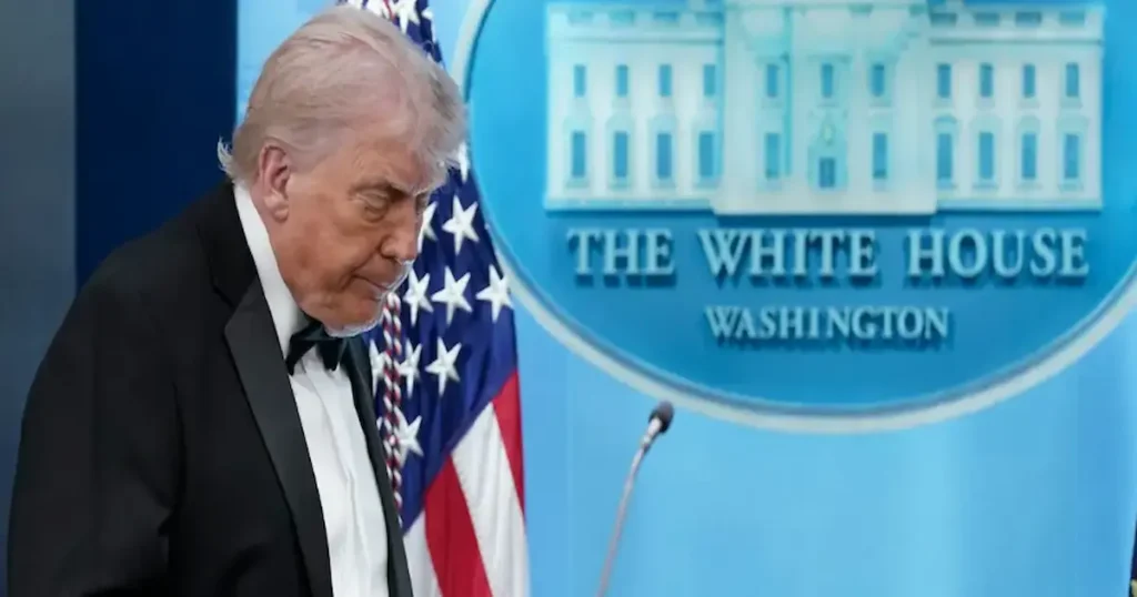 El presidente de Estados Unidos, Donald Trump, calificó como una persona “muy perturbada” al hombre detenido tras intentar irrumpir armado en una cena