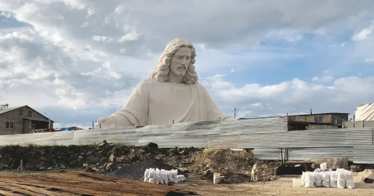 Armenia continúa avanzando en la construcción de la que será la estatua de Jesucristo más alta del mundo, un ambicioso proyecto