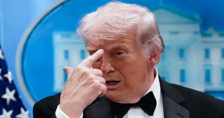 El presidente de Donald Trump afirmó este lunes que está dispuesto a “dar su vida” por Estados Unidos, durante un discurso en el que también recordó los atentados e intentos de asesinato que ha enfrentado en los últimos años.
