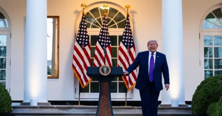 Un reciente informe del Pew Research Center reveló profundas divisiones políticas y culturales en Estados Unidos respecto al papel de la religión en el gobierno
