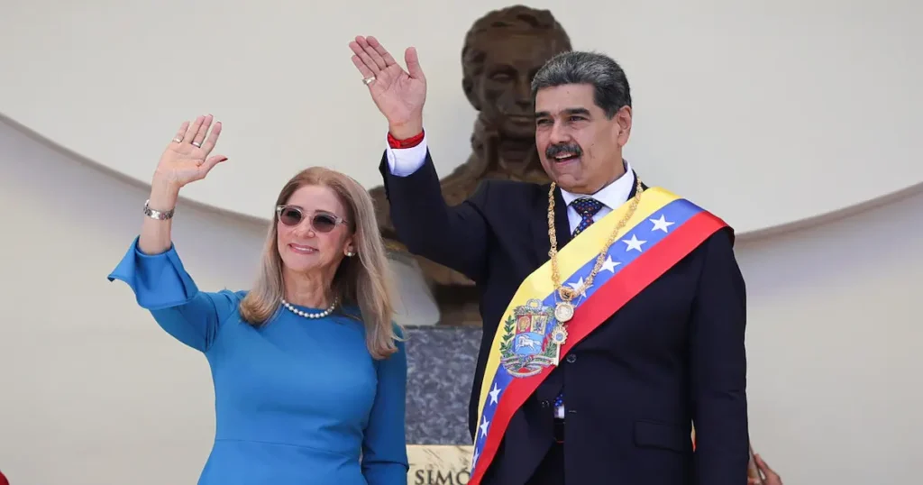 El presidente de Nicolás Maduro y su esposa, la diputada Cilia Flores, difundieron este domingo un nuevo mensaje desde la prisión federal de máxima