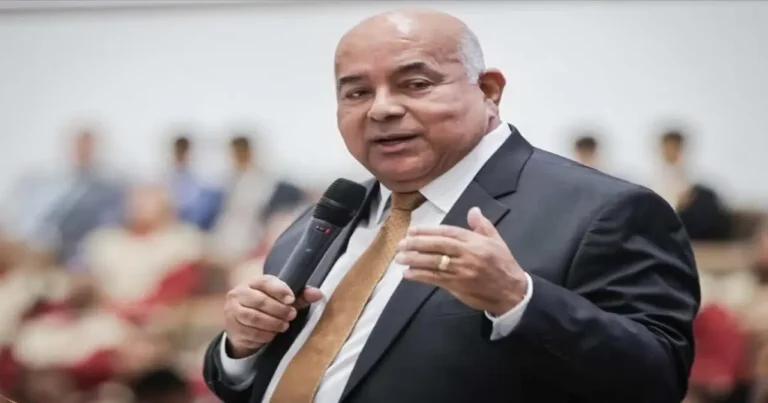 El pastor Ailton José Alves, presidente de la Asamblea de Dios en Pernambuco, lanzó un contundente mensaje dirigido a los hombres durante el tradicional servicio doctrinal