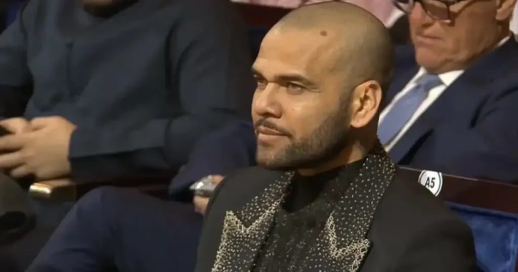 El exfutbolista brasileño Dani Alves compartió recientemente un impactante testimonio de fe en el que aseguró que su vida fue transformada