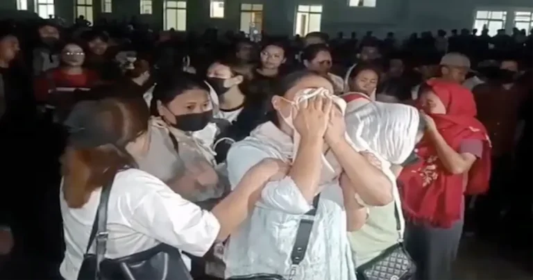 de los cuerpos de seis hombres naga, incluidos dos pastores cristianos, que habían sido secuestrados en mayo en medio