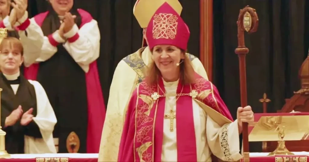 La Iglesia Episcopal de Estados Unidos marcó un nuevo capítulo en su historia con la consagración de la reverenda Sarah Fisher