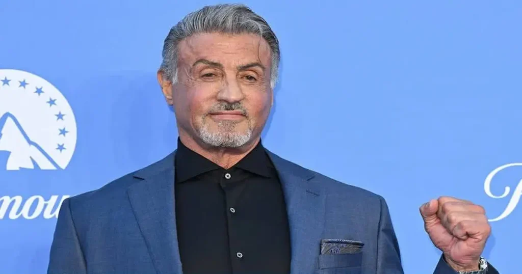 A casi 50 años del estreno de Rocky, Sylvester Stallone vuelve a captar la atención del público, esta vez por un mensaje que ha sostenido