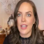 Kristina Costanza, una antigua cazadora de fantasmas que durante años estuvo involucrada en prácticas ocultistas,