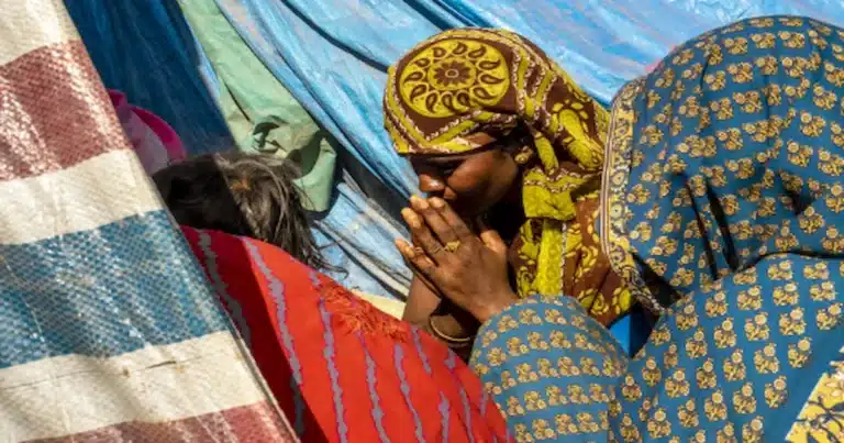Nueve mujeres que fueron víctimas de trata sexual y prostitución en el sur de Asia han abandonado esa vida