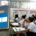 El presidente del Congreso Nacional de Honduras, Tomás Zambrano, presentó ante el pleno una iniciativa para instruir a la Secretaría de Educación
